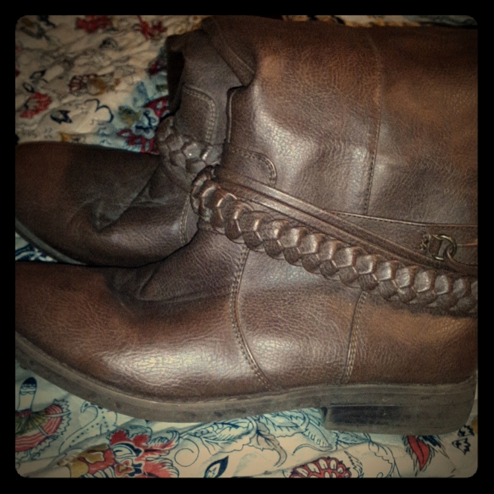 Ladies boots